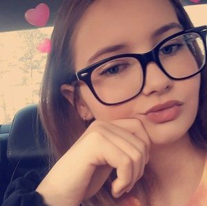 Meet your Posher, Destiny